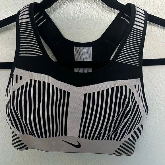Nike FE/NOM Flyknit High-Support Sports Bra Black Gray XS - Picture 8 of 8